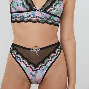 NWT! FL&L Odette Floral High-Waist Thong Panty - Large